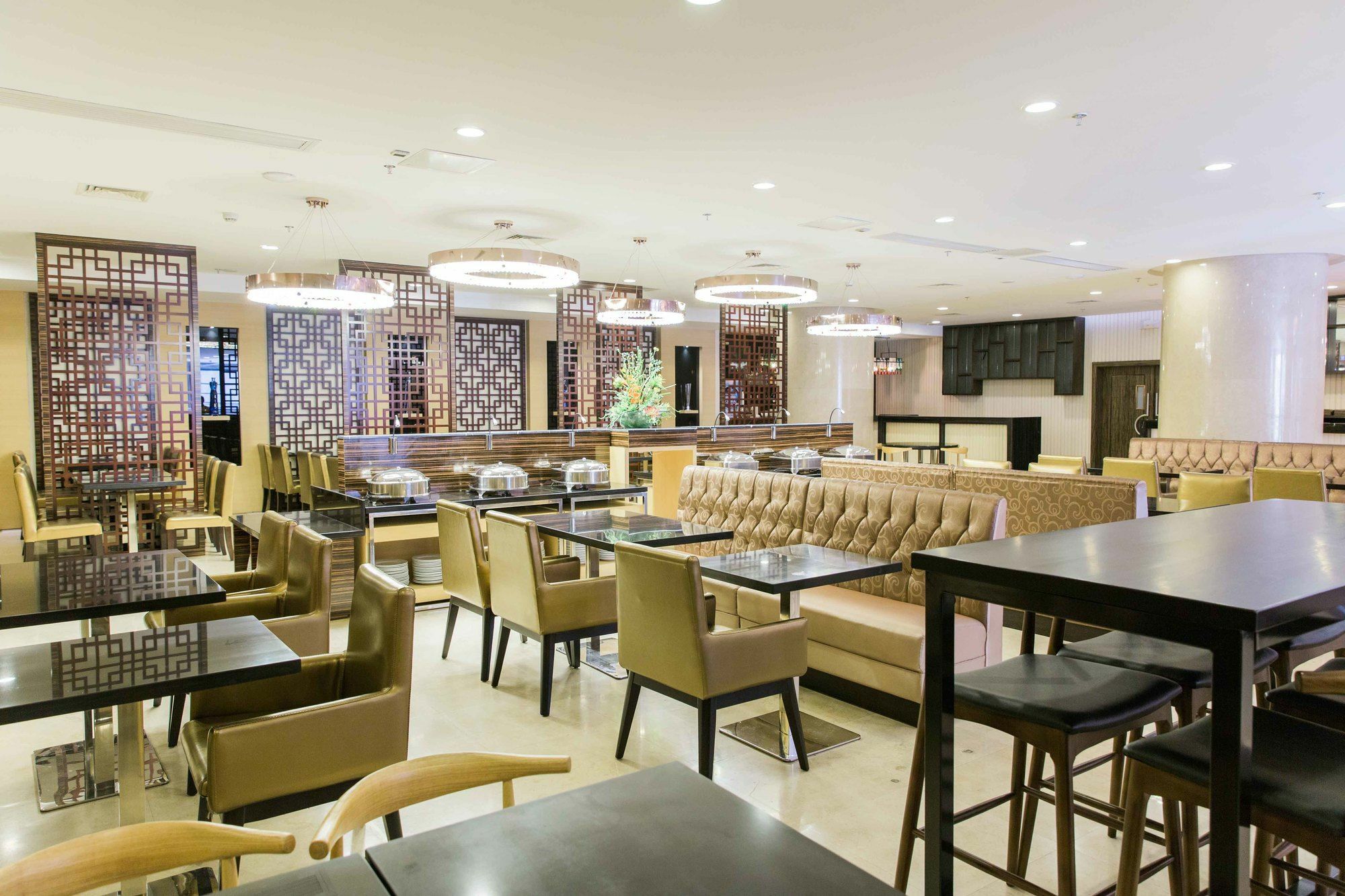 Swiss-Belhotel Blulane Manille Extérieur photo